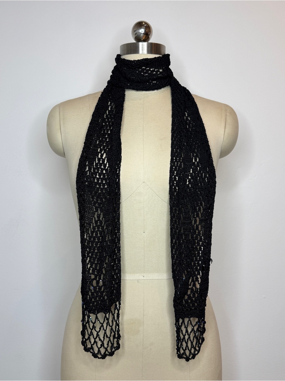 Passport black crochet scarf